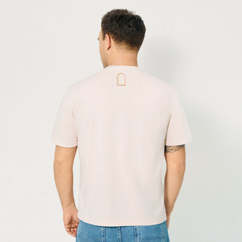 Love is Divine (Unisex Tişört)
