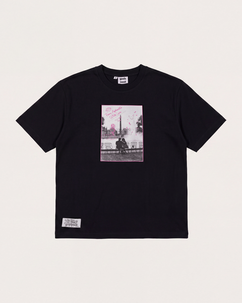 From Aphrodite with Love (Unisex Tişört)