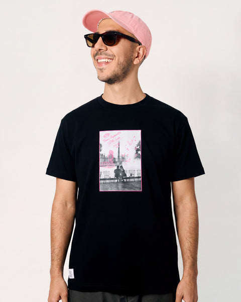 From Aphrodite with Love (Unisex Tişört)
